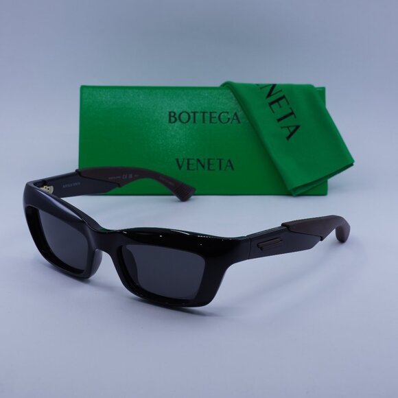 Bottega Veneta BV1182S 001 Rectangle Sunglasses - Black\Grey - Picture 1 of 10